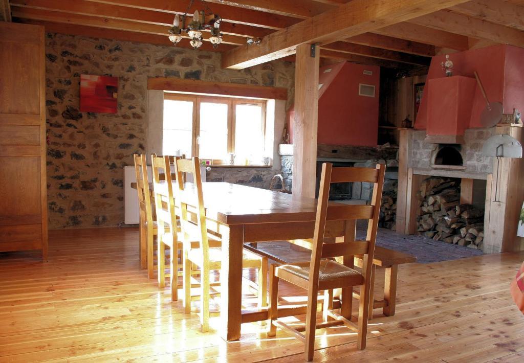 Chambres D'Hotes La Cime Beaujolaise Poule-lès-Écharmeaux Exteriér fotografie
